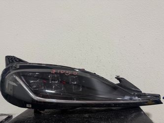 TOYOTA SUPRA RIGHT HEADLIGHT 2023