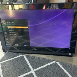 Sony Bravia Tv 30”
