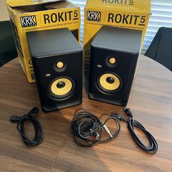 Rokit 5 G4 Professional Bi-Amp 5" Powered Studio Monitor Pair, Black