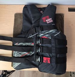 JetPilot Body Glove Type III PFD 4 Buckle Size Adult XX Large Coast Guard Approved