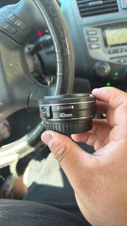 Canon 40mm 1:2.8 STM