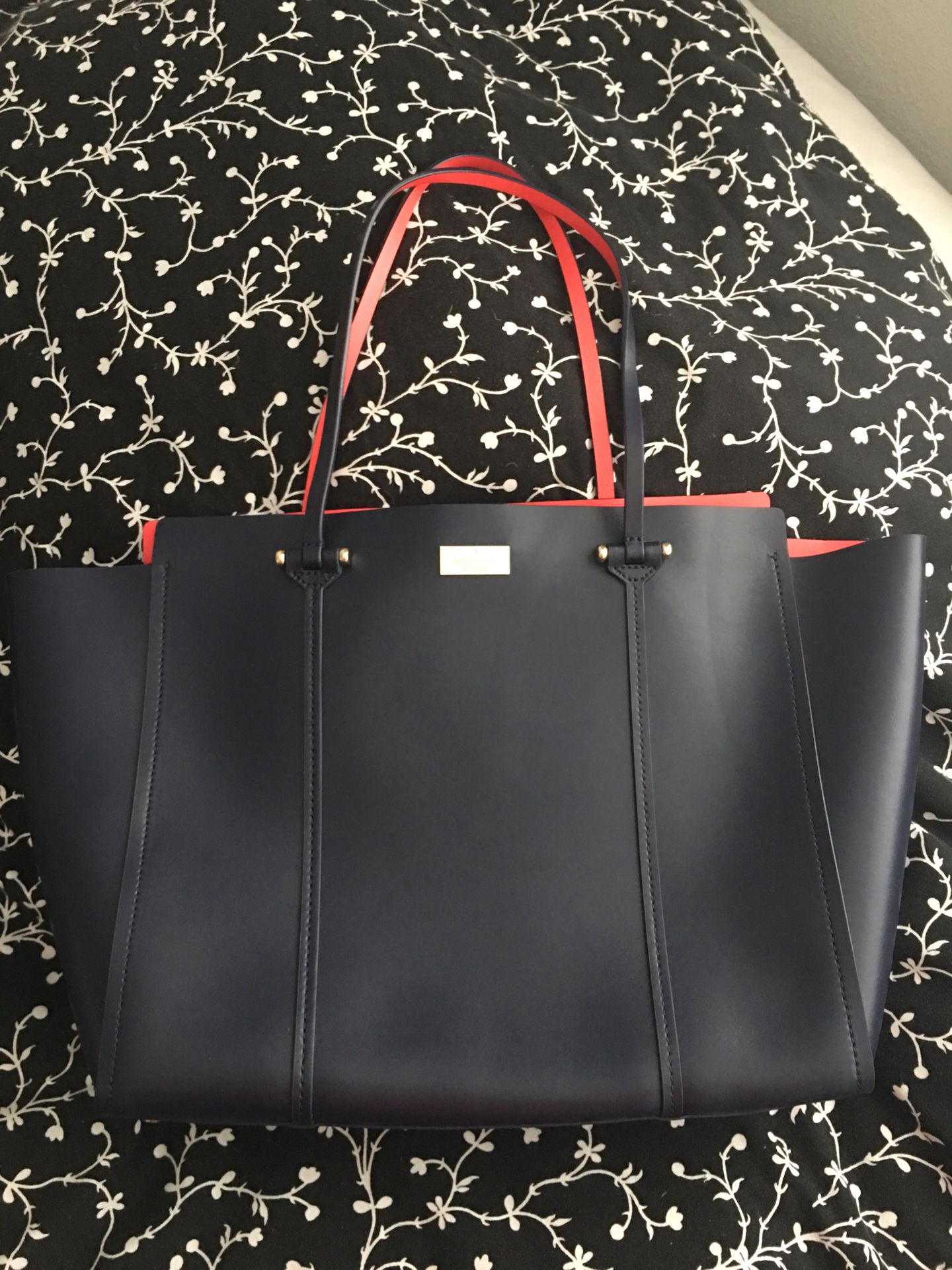 Kate Spade Arbour Hill Annelle Leather Tote for Sale in Mercer Island, WA -  OfferUp