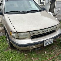 1998 Plymouth Voyager