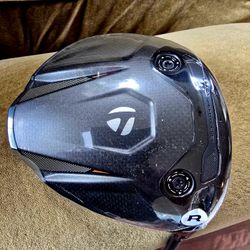 Brand New - TaylorMade Qi4D Driver, 10.5 degree, Regular Flex.