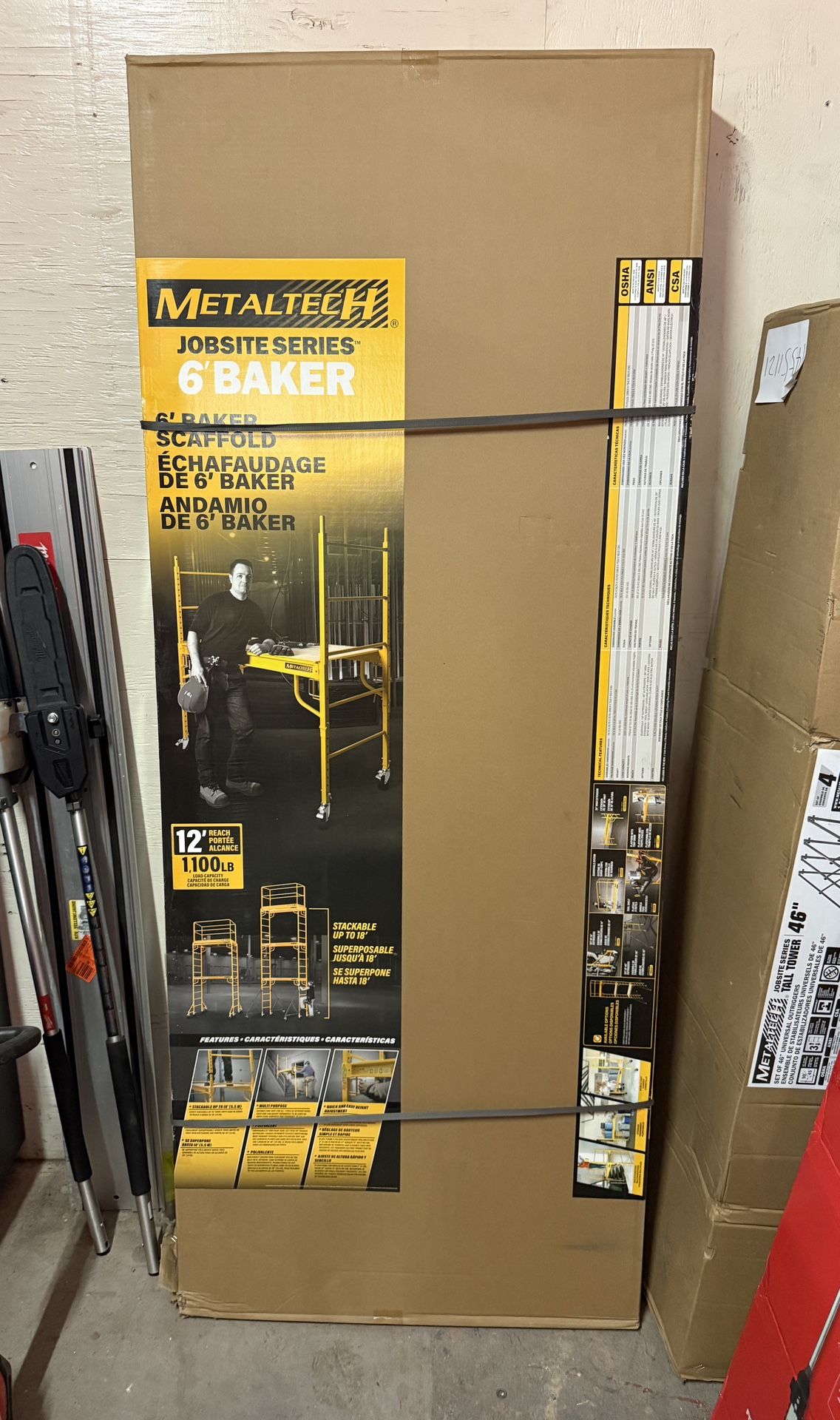 Metaltech 6 ft Rolling Scaffold