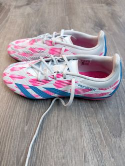 Elite level soccer cleats - Adidas Predator Elite size 3.5