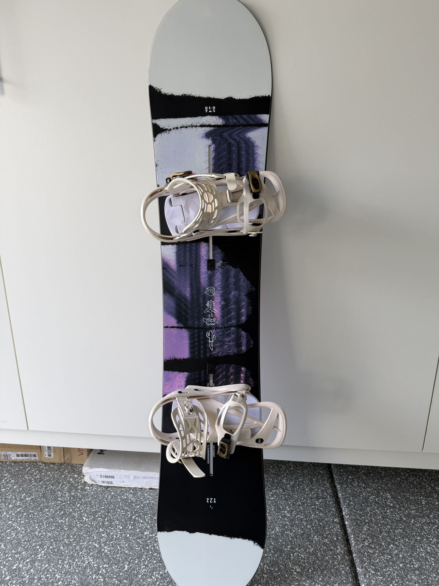 salomon amber skis SALOMON ORIGINS AMBER SKIS SIZE 137 CM WITH SALOMON BINDINGS | SidelineSwap