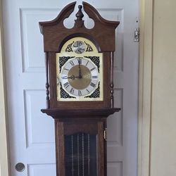 Grandfather Clock 