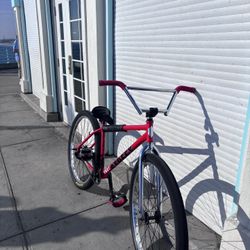 Red Street Co