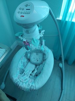 BABY SWING FISHER ALMOST NEW