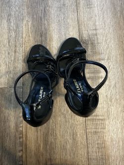 Saint Laurent Paris Black Heels   Cassandra Leather Sandals