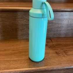 Starbucks stainless steel 2025 vacuum insulated water bottle