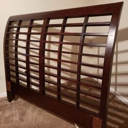 Cherrywood Glasgow Bedroom Suite (Sleigh Bed, two night stands, storage dresser with mirror, and armoire. 