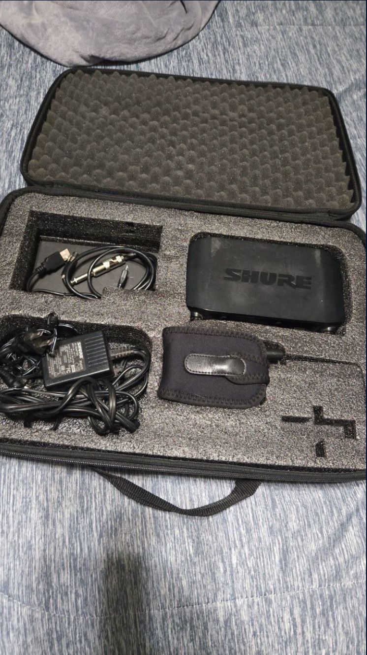2 Shure Wireless Glx For Sale