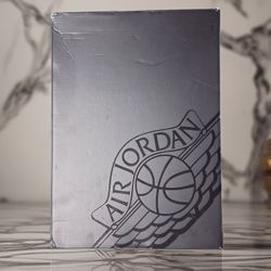 AIR JORDAN 1 MID SE WHITE/LEGEND BLUE BLANC/BLEU COLUMBIE