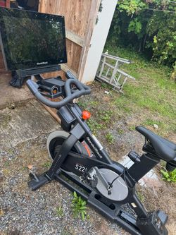 NordicTrack Commercial S221 Studio Cycle