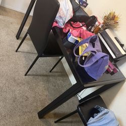 Black Table With 3 Chairs