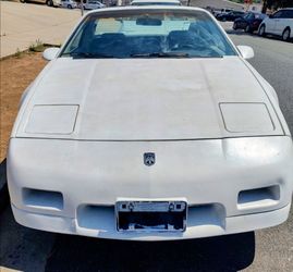 1985 Pontiac Fiero