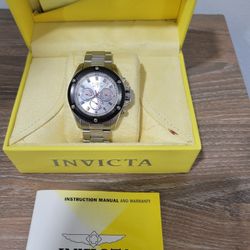 Invicta Chronograph 