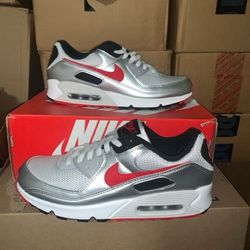 Brand new Nike Air Max 90 Shoes "Silver Bullet" University Red Size 10.5