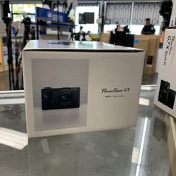 Canon Powershot V1 