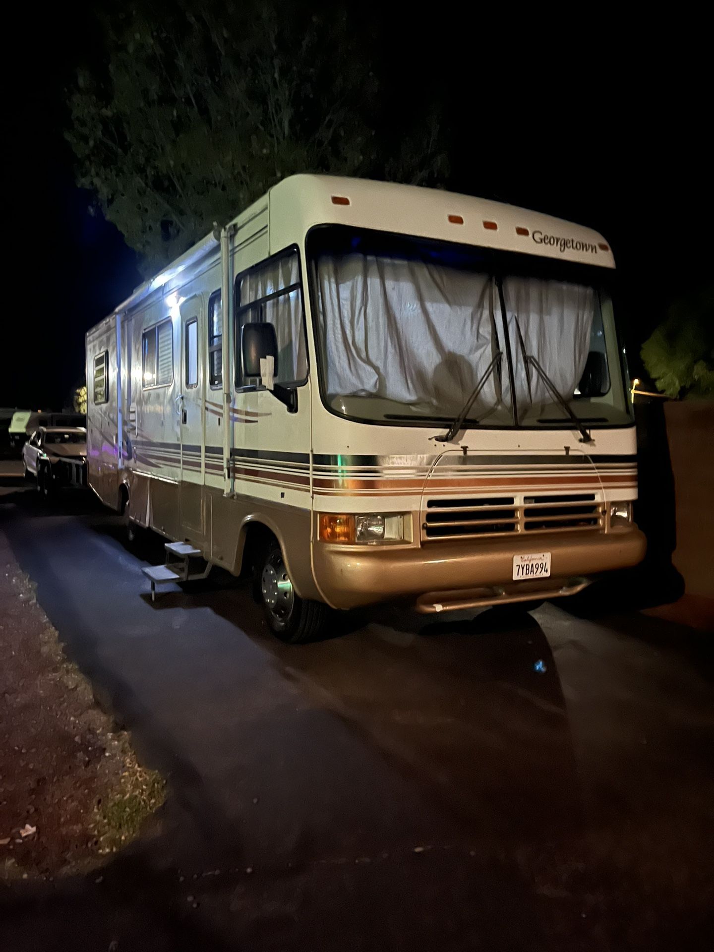 1999 Georgetown 303