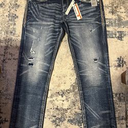 Brand new with Tags Men’s Rock Revival Alternative Straight Jeans Waist 36X 32 length 