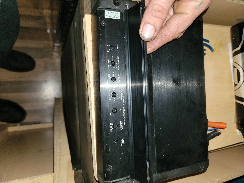Stereo Bundle Jl Audio W6, Mephos Audio Amps, Lc6i, Epicenter