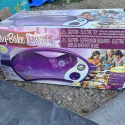 Easy Bake Oven 