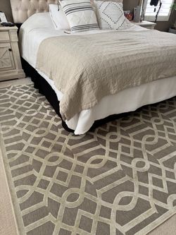 Rug - 9x12