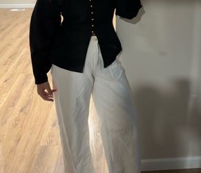 White baggy jeans