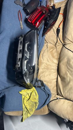 2019 2022 BMW X5 X6 driver side headlight