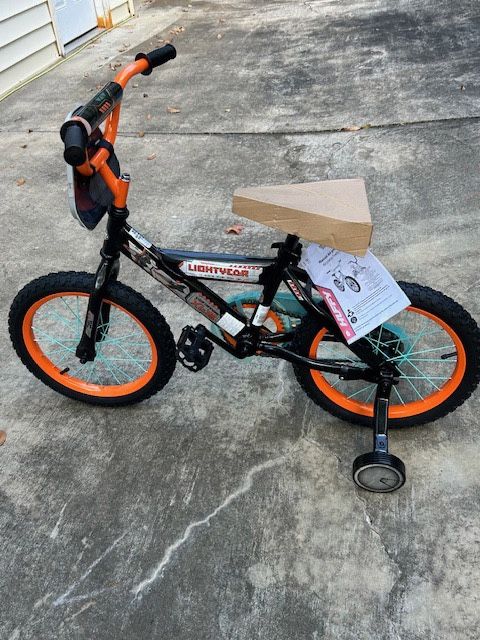 New, FIRM, Disney Pixar Buzz Lightyear 16 Inch Bike by Huffy, Black