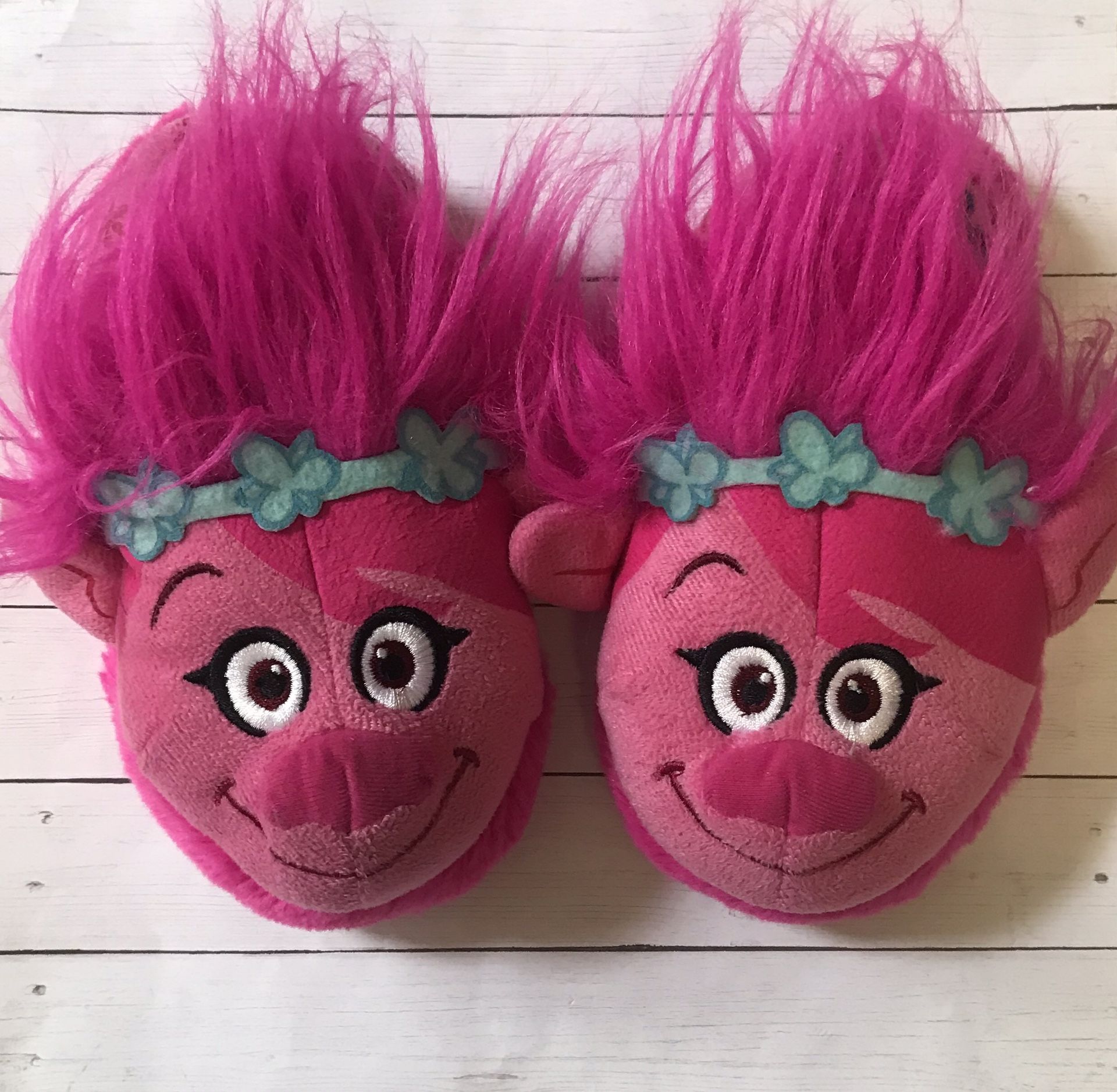 Dreamworld Trolls Poppy Slippers Girls size XL 11/12