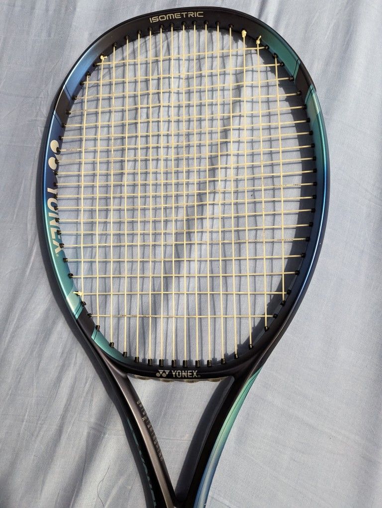 Yonex EZONE for Sale in Huntington Beach, CA OfferUp