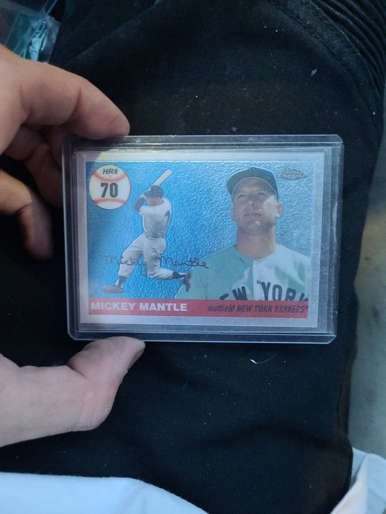 Mickey Mantle Topps Chrome Card