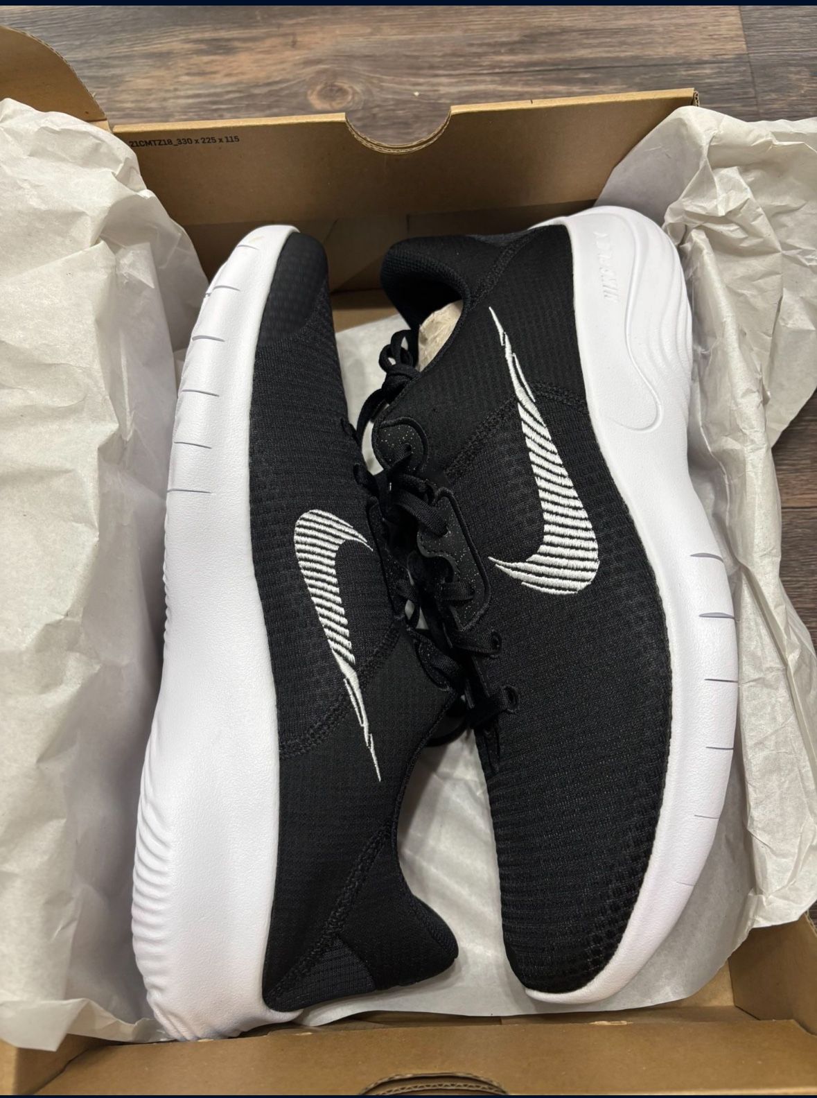 Brand new Nike men’s shoes, Pickup only