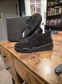 Jordan 4 Black Cats sz10  NO BOX