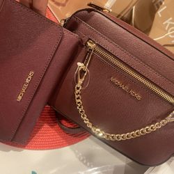 Crossbody Michael Kors y Wallet