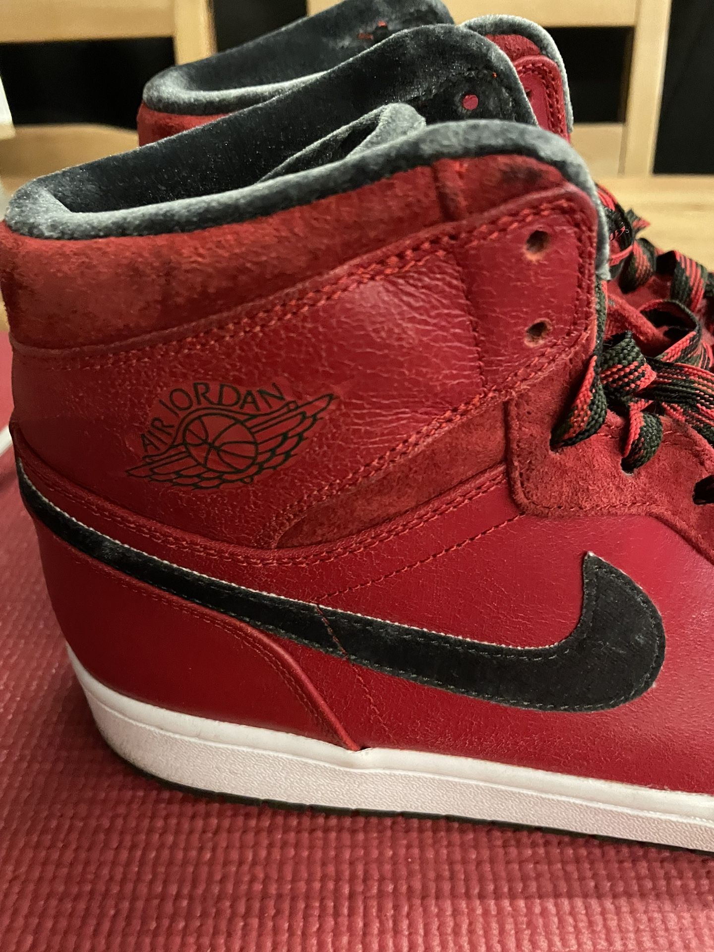 Air Jordan 1 retro Hi Premier sizes 13