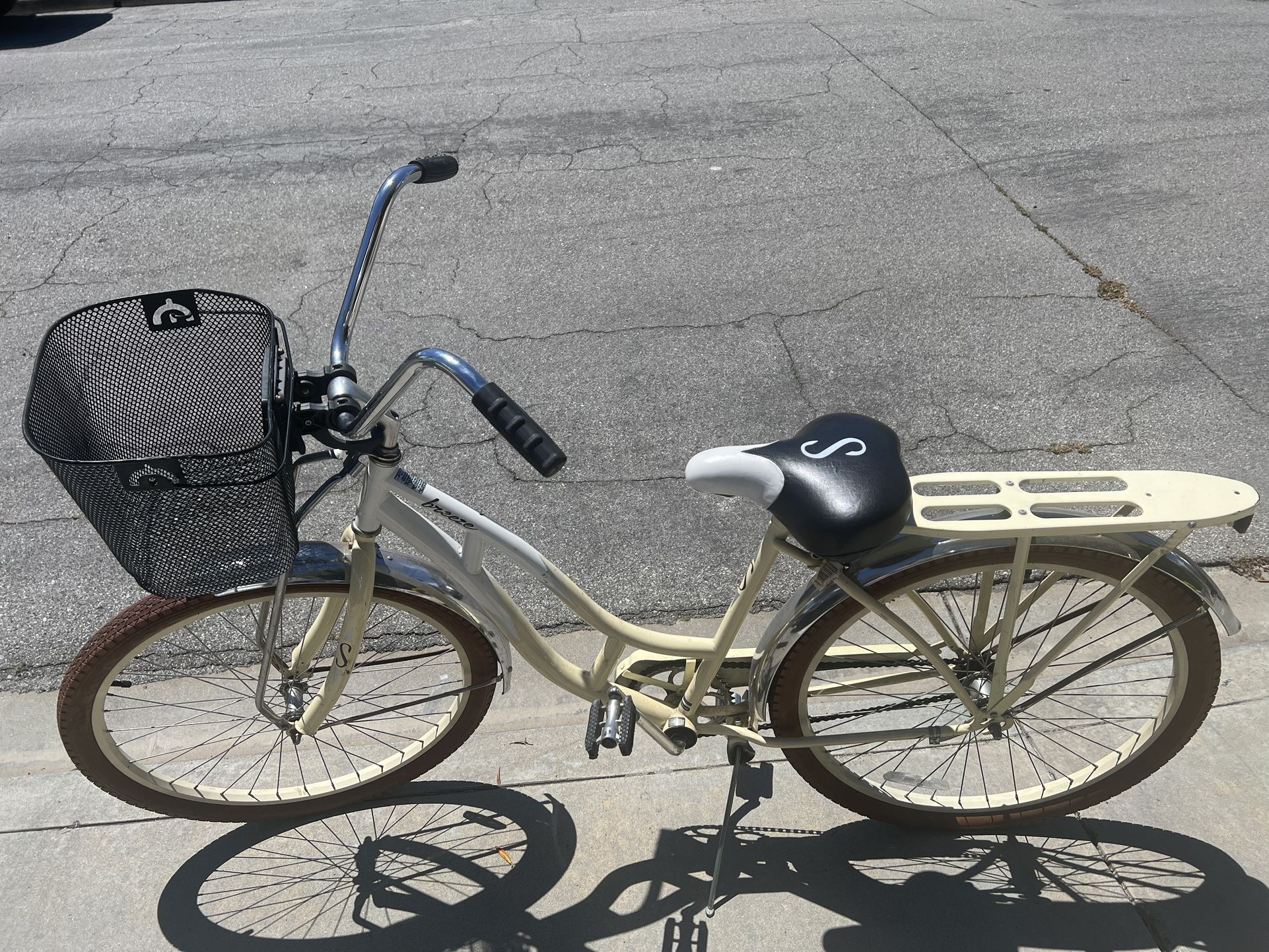 Schwinn Breeze Beach Cruizer $150 OBO