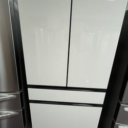 Refrigerator 4 Doors White New Open Box And 1 Year Warranty 