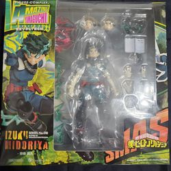 My Hero Academia Izuku Midoriya Revoltech Figure