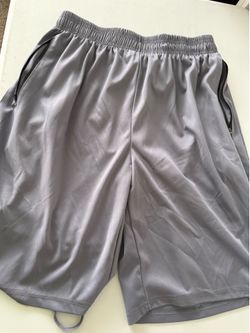 Men’s shorts large