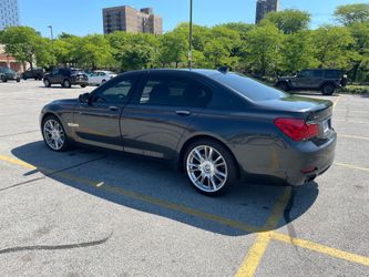 2012 BMW 750