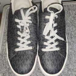 Michael Kors SHOES AND WALLET BUNDLE