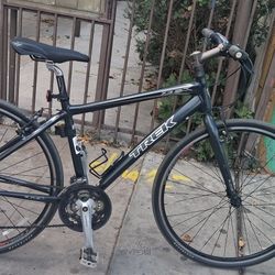 Trek 7.3 Fx Mountain Bike