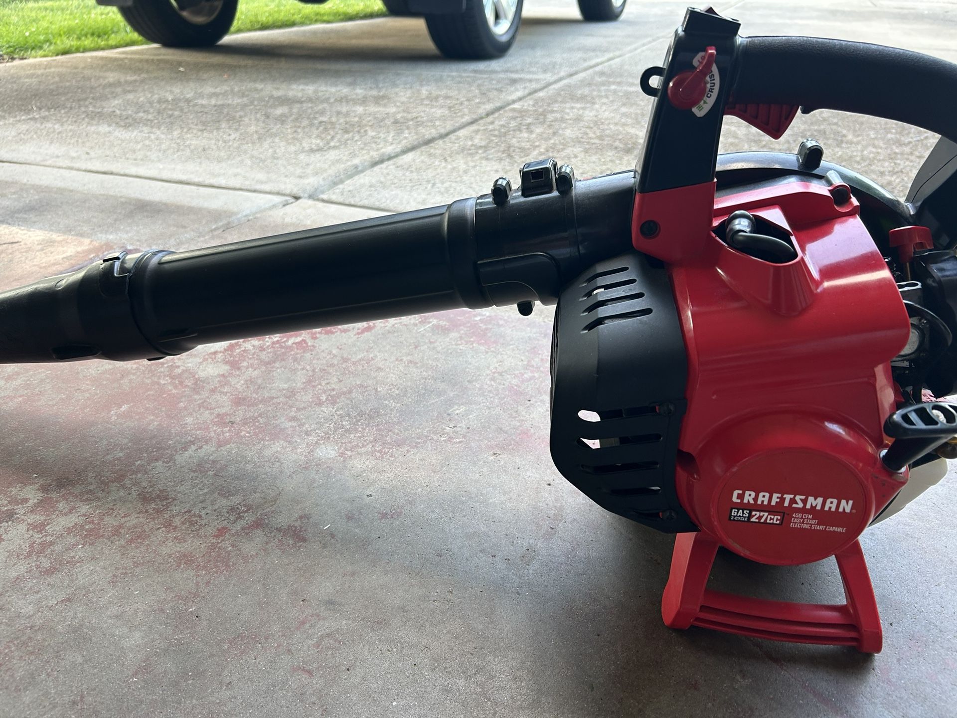 Leaf Blower
