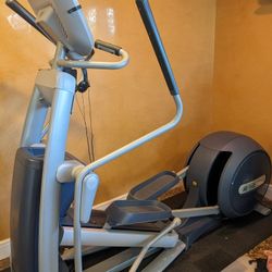 Precor Elliptical Commercial Grade Quality Model Number 885 In Very Good Condition 
