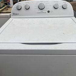 Matching  Whirlpool Washer And Dryer Set